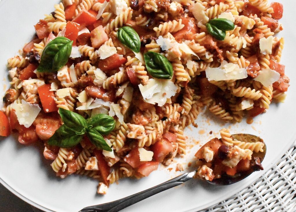 Sundried Tomato & Feta Pasta Salad